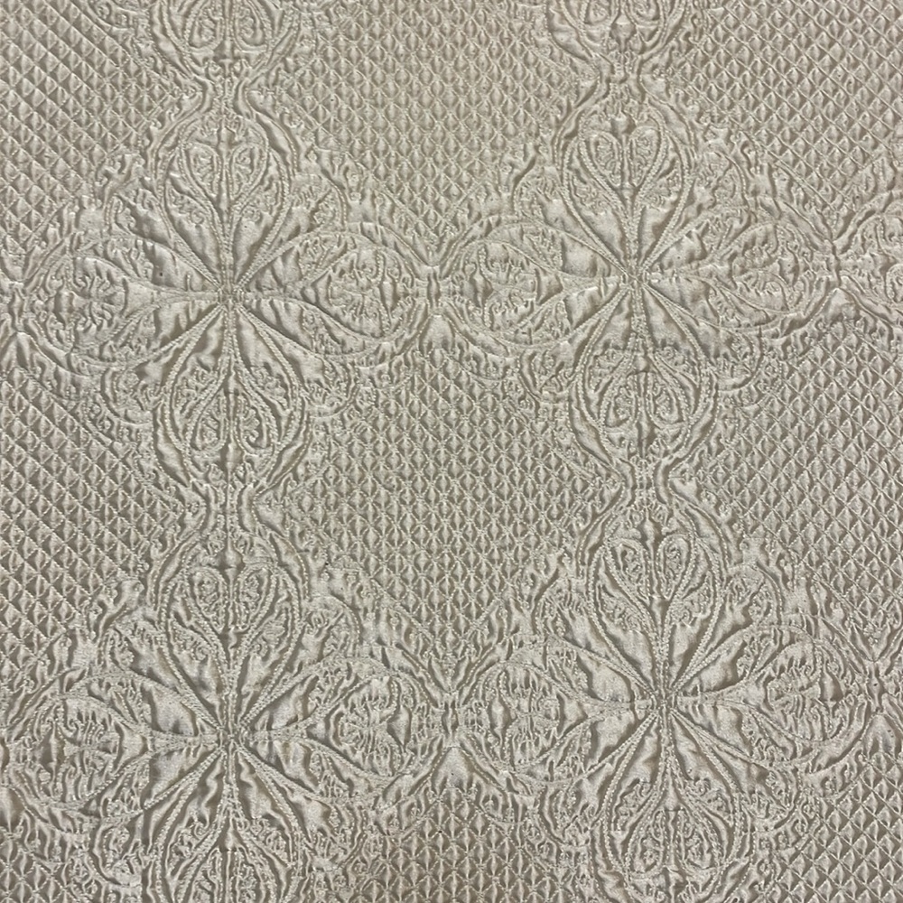 Quilted bedspread - Picture 3 of 6